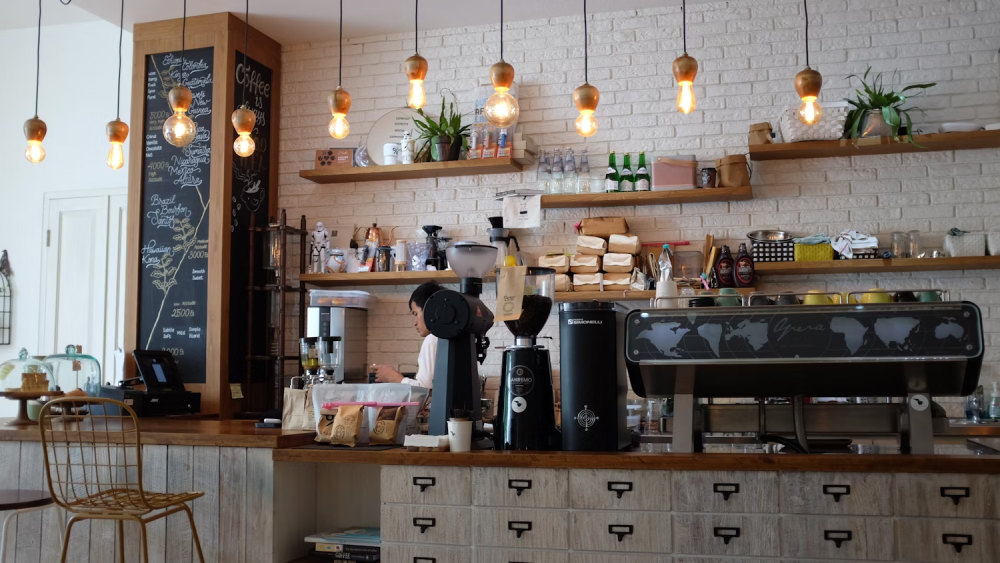 Focus On: Main Street Cafés